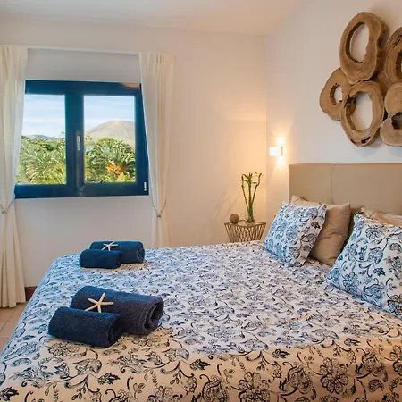 Frontline Villa 25, Modern Coastal Design With Amazing Views-3